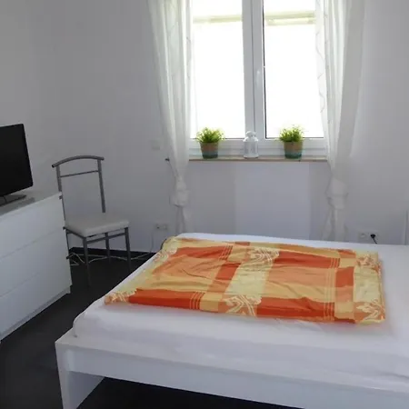 Ferienhaus In Mit Grosser Terrasse Holiday home *